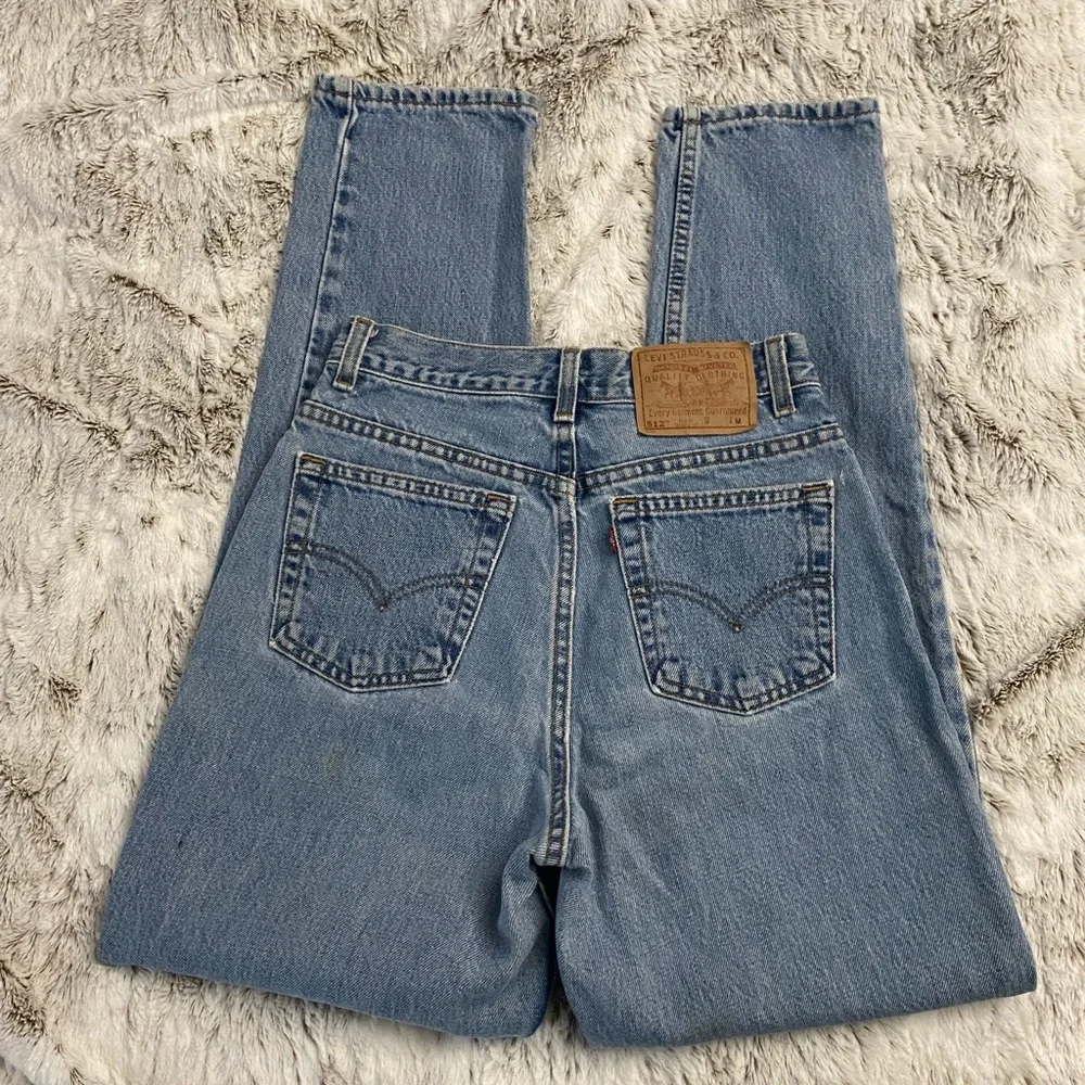 Levi's High Rise Women Jeans - Light Blue - Picture 13 of 16